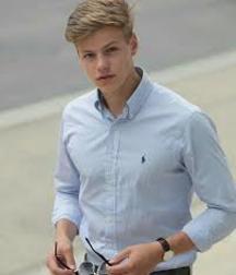 Beautiful Blond Boys 5de288d500c3b.jpg