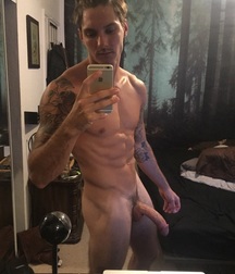 Sexy tattooed muscular Sebastian 5dc21e2d0b6d7.jpg