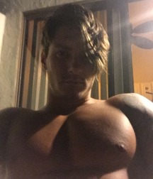 Sexy tattooed muscular Sebastian 5dc21e3a9a87f.jpg