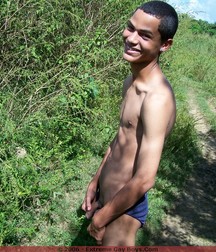 Breno - gay boys porn 5e41865fdf1bd.jpg