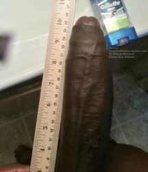 Certified Huge! 5dce1a63252e6.jpg