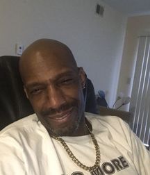 Give me a black daddy any day! 5dcfda5774450.jpg