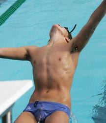 At the pool 5dd7150be98f2.jpg