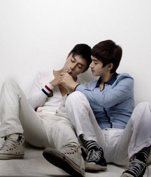 Just Friends 5dd71a8053f6e.jpg