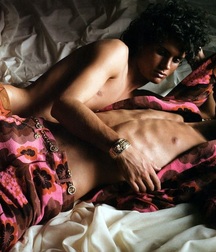 Just Friends 5dd71a8c9a4d8.jpg