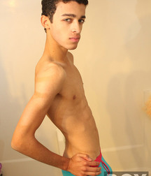 Real hot Dustin Cooper 5dda61e0ca799.jpg