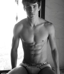 Undies b&w 5dea7d98328d1.jpg