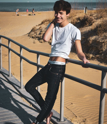 Sexy Boys 5e5afd716c964.png