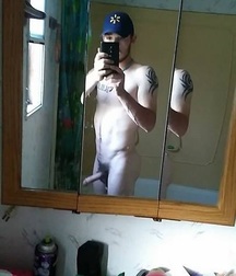 ME JEREMY POOLE HOT AND NUDE JUST FOR YOU 5dd34655e5b28.jpg