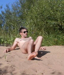 Nude summer guys outdoors twinks 5e2b5beee4869.jpg