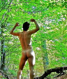 Nude summer guy 5e45aa61a8560.jpg