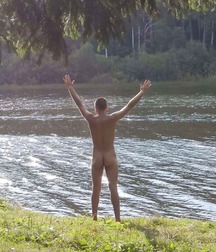 Nude summer guy 5e45aa7631ed9.jpg