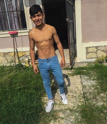 boys i like  5dd7c422b8d15.jpeg