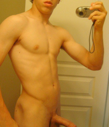 Selfies 5dd9f32472b5e.jpg