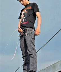 boys who piss 5de0c0a4628c3.jpg