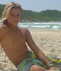 Cute nude boys fun 5ecd8c995ebac.jpeg