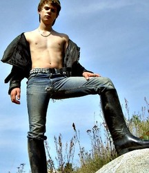Minets en jean boy twink 5e065fe0bb738.jpg
