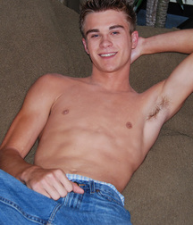 Jeune et Sexy  5e17558bb0786.jpg