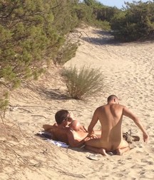 CAMPING, RELAXING FUN & SEX 5e1cbc51edcde.jpg
