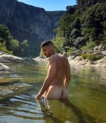 CAMPING, RELAXING FUN & SEX 5e1cbcc659424.jpg