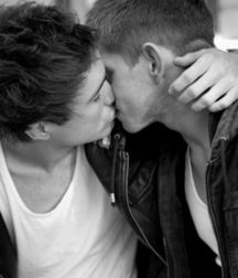 Love is Love  5e1d93e3e114e.jpg