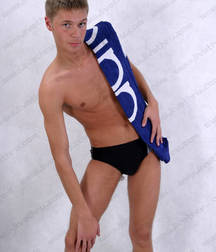 Paradis Perdus - Twink Porn 5e23227ccf047.jpg