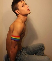 Minets en jean shirtless boys 5e258f55e1ab4.jpg