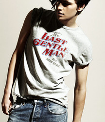 Minets en jean shirtless boys 5e258f80dd927.jpg
