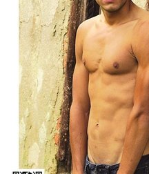 LES  BOGOSSE du week end! - shirtless straight boys 5e2d65d8ea057.jpg