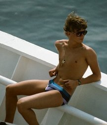 LES  BOGOSSE du week end! - shirtless straight boys 5e2d65e3eb031.jpg