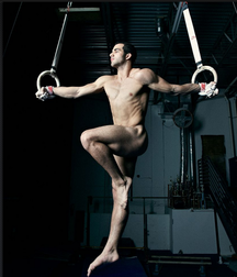 Joueur de sport attrayant et musclé.  5e2d9c5311033.png