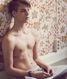 Minets torse nu 2 - gay boys porn 5e306e646dba3.jpg