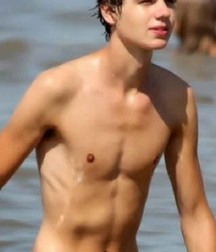 Minets torse nu 3 - shirtless twinks 5e30ac101b6e2.jpg