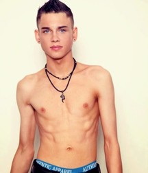 Minets torse nu 3 - shirtless twinks 5e30ad028ca95.jpg