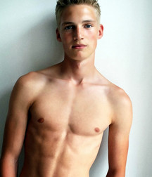 Minets torse nu 4 twink porn 5e31607965d80.jpg