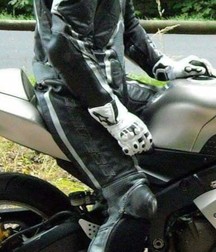 Les hommes et la moto 5e385debf3e91.jpg