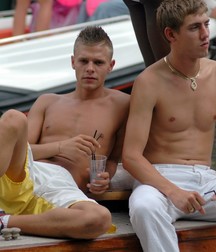 Fonds d'écran - gay boys porn  5e3d5a9166243.jpg