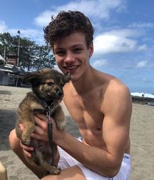 Mecs mignons - Shirtless Sexy Boys 5e483f61ad097.jpg