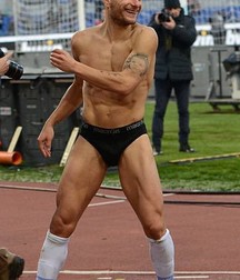 FOOTBALL SEXY BOYS 5e4a9c60cc69c.jpg