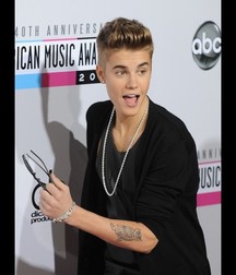 Justin Bierber 5e4da05db23d8.jpg