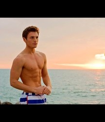 Brent Corrigan 5e4ee220329d6.jpg