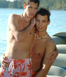 Dominik et Johny  5e504b2d1e10f.jpg