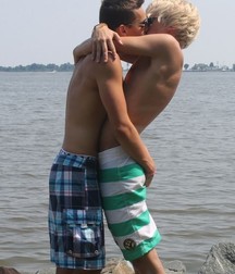 boys gay porn - Jolis Garçons 5e5e8aa7a0cda.jpg