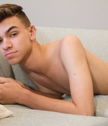 Jace Myers se branle 5e64157fb3af6.jpg