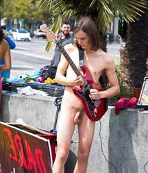 joue moi une chanson 5e809f78b5a6d.jpg
