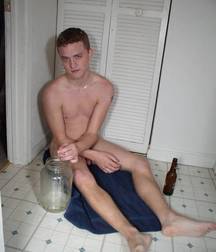 j'adore la pisse 3 5e80a15dbe6bf.jpg