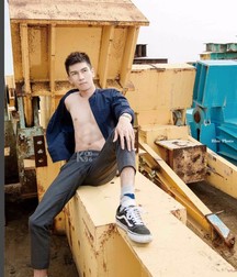 HOT BOY BLUEMEN PORN 5e9063d39ee09.jpg