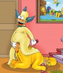 GAY SIMPSONS 5e9cb47b94c2e.jpg