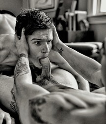 Sexe Gay en Noir et Blanc 5e9cbd1bd402e.jpg