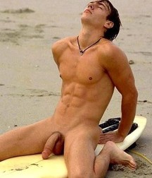 Ah les vacances la  plage et les mecs a poils 5ea1829244485.jpg